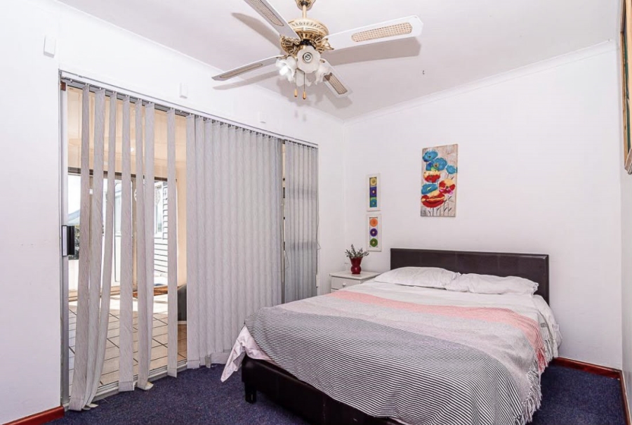 7 Bedroom Property for Sale in Kleinbaai Western Cape